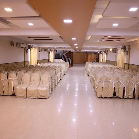 Smilestay Bns Lodge Бангалор Екстериор снимка