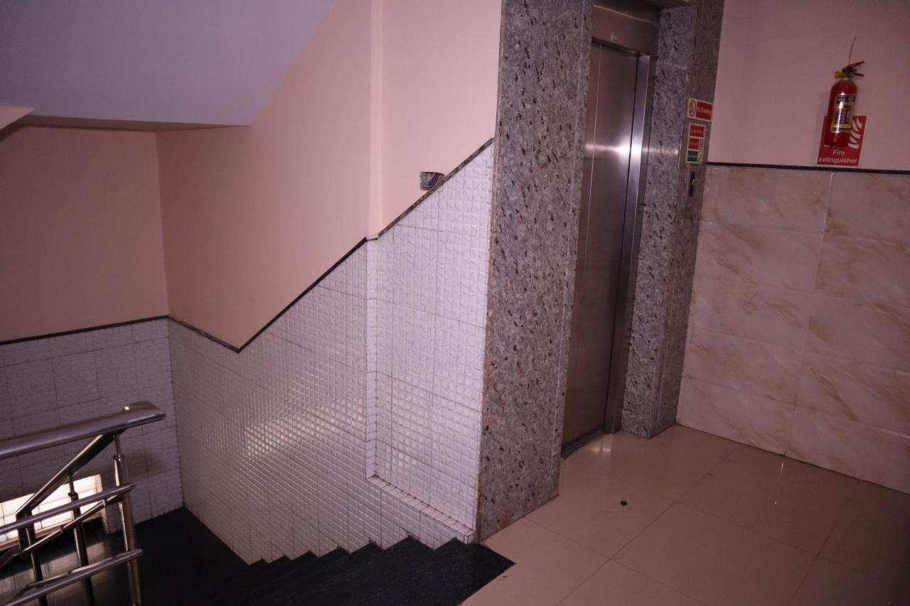 Smilestay Bns Lodge Бангалор Екстериор снимка