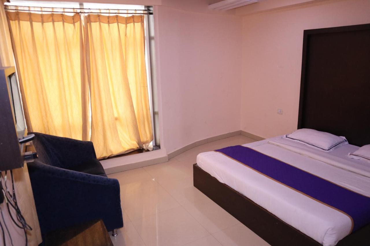 Smilestay Bns Lodge Бангалор Екстериор снимка